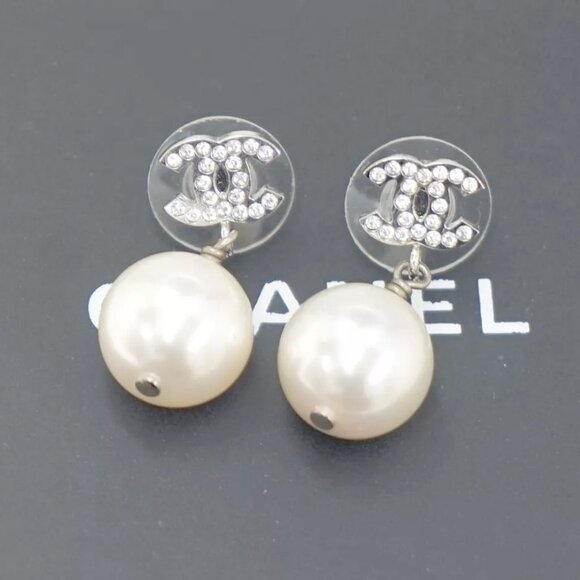 CHANEL CC Logos Rhinestone Pearl Drop Stud Earrings Silver Tone A21V Auth w/Box - Picture 1 of 16